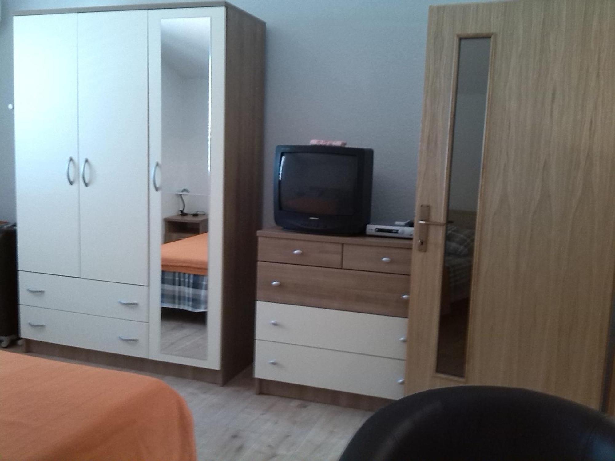 Apartments Batarilo Gornji Karin Szoba fotó