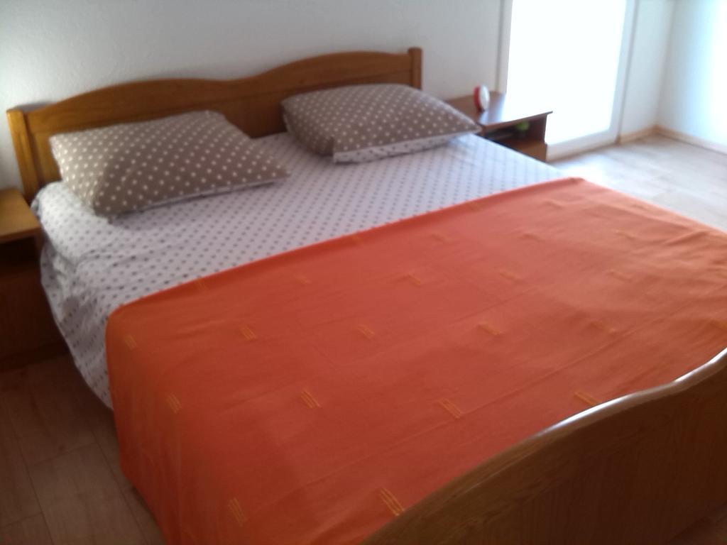 Apartments Batarilo Gornji Karin Szoba fotó