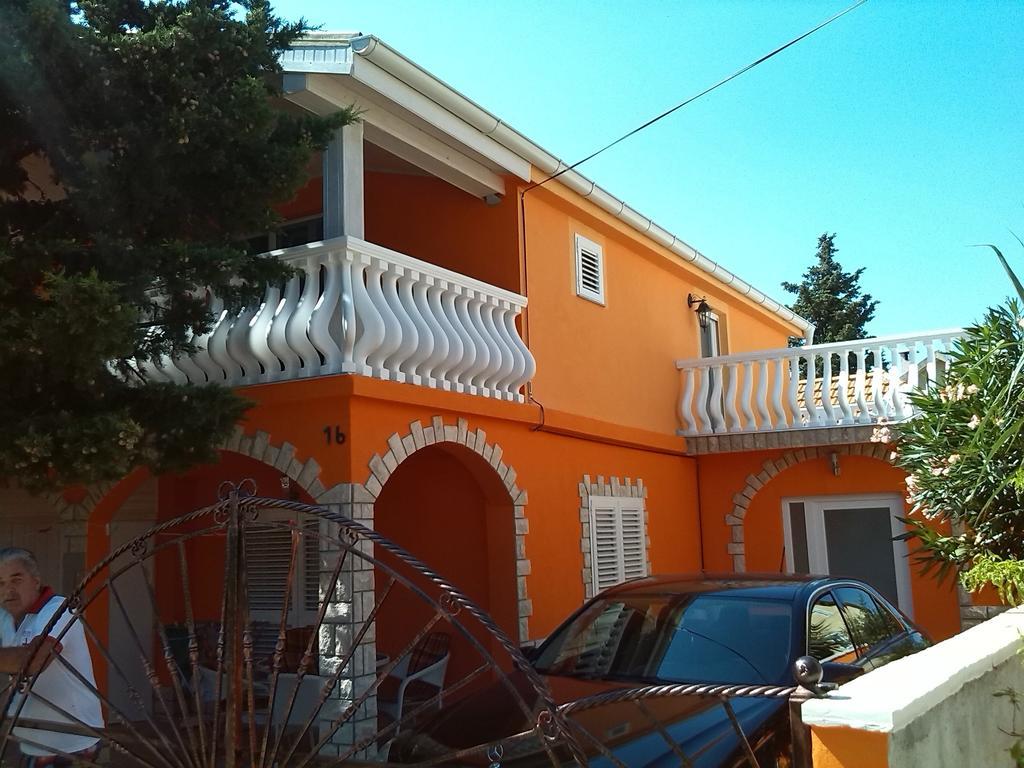 Apartments Batarilo Gornji Karin Kültér fotó